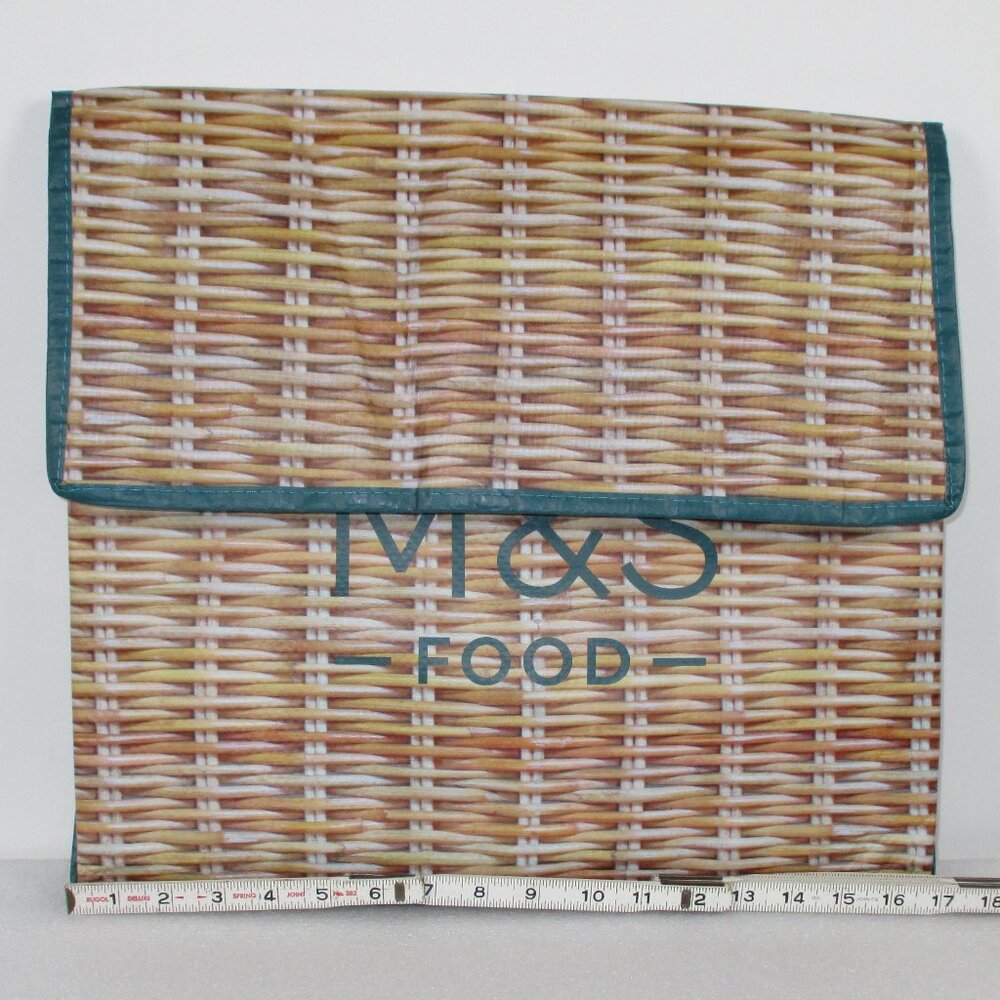 LARGE INSULATED M & S FOOD COOLER BAG - Picture 7 of 16